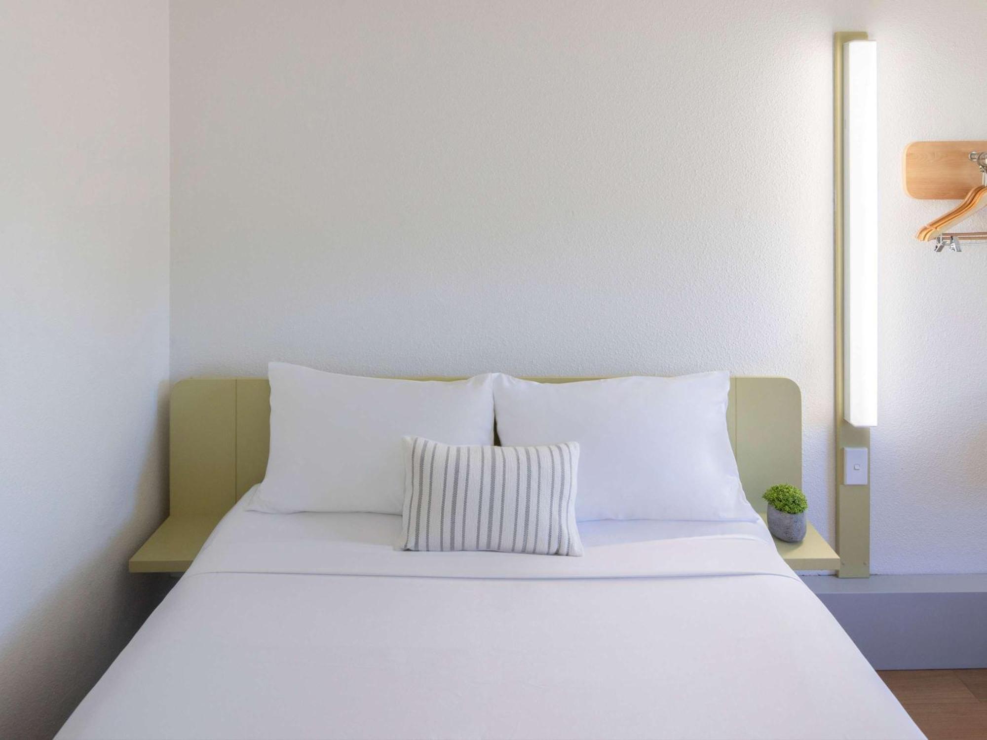 Ibis Budget Canberra Exterior photo