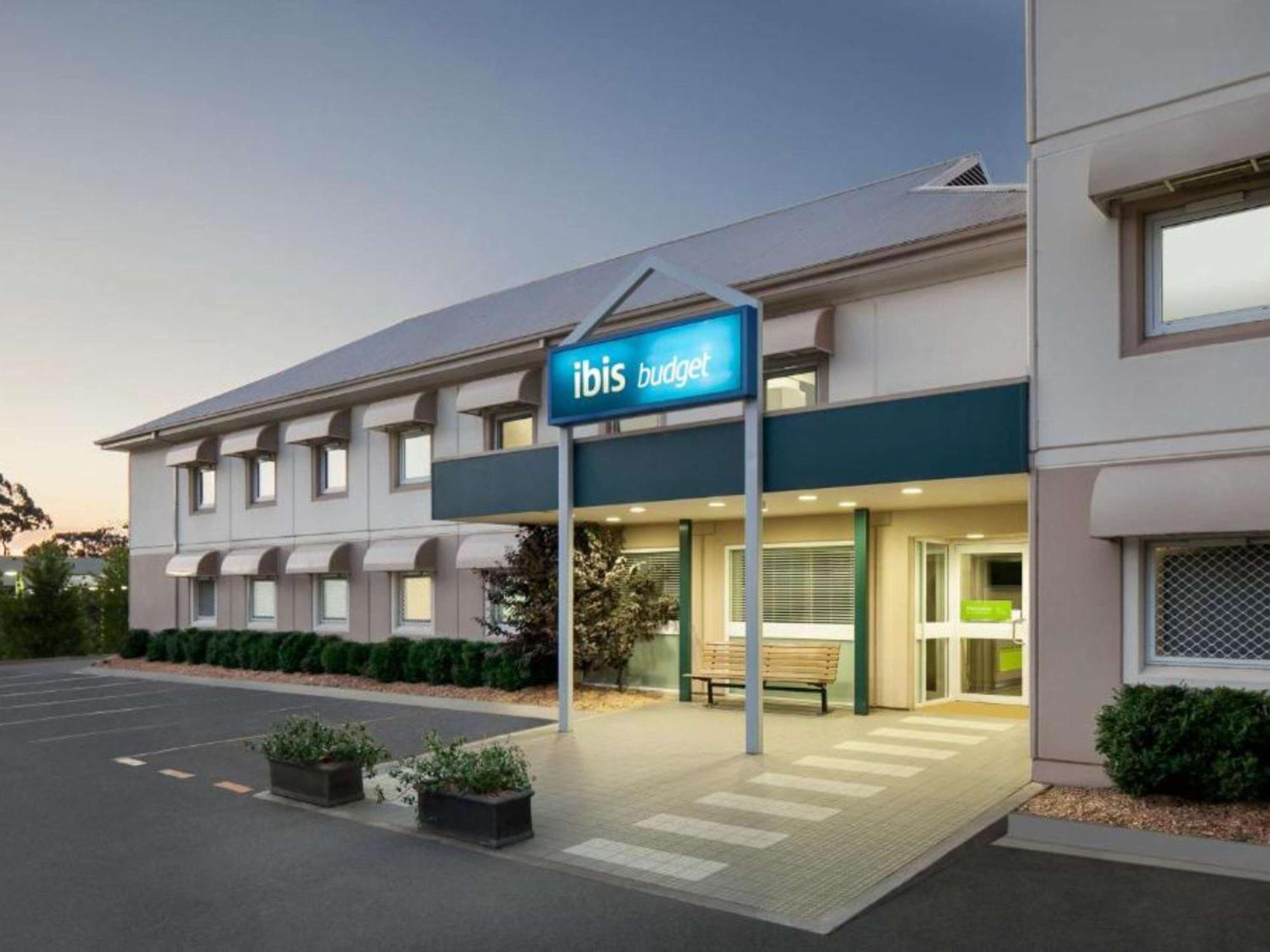 Ibis Budget Canberra Exterior photo