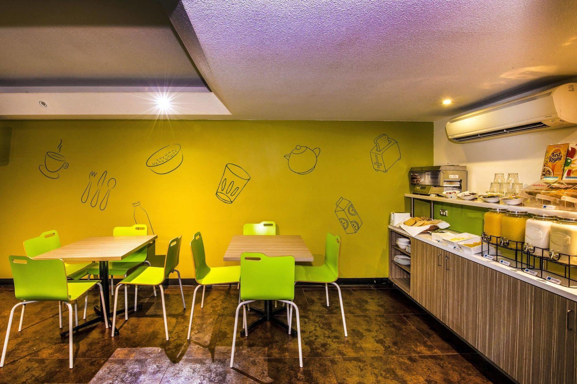 Ibis Budget Canberra Exterior photo
